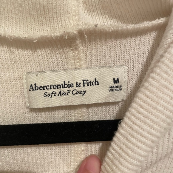 Abercrombie and fitch velvet hooded sweater. - Picture 3 of 4